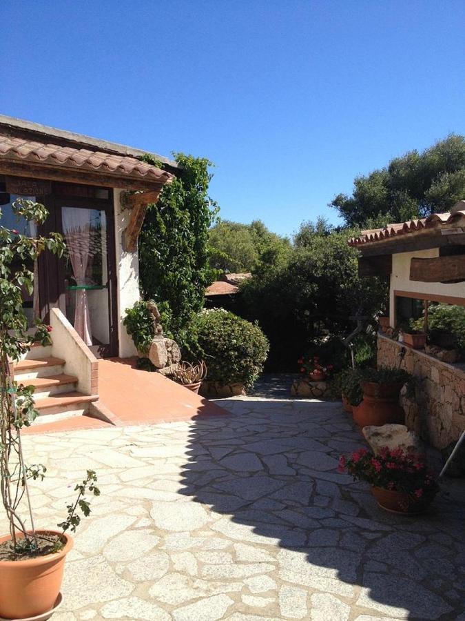 Casa Vacanze Villa Sandrina Costa Paradiso Dış mekan fotoğraf