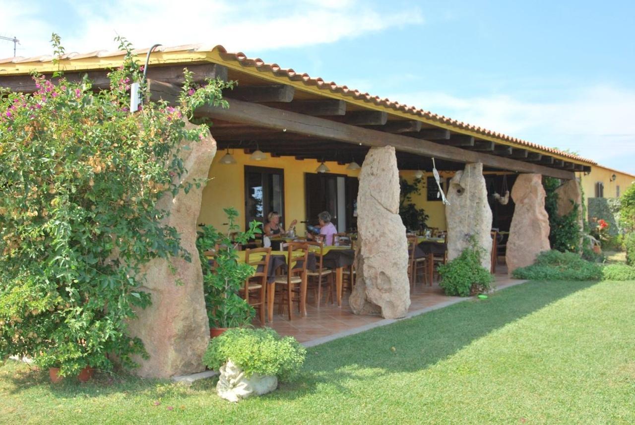 Casa Vacanze Villa Sandrina Costa Paradiso Dış mekan fotoğraf
